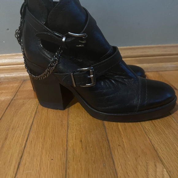 SCHUTZ booties leather size EUR 40 =USA 9.5 - Picture 1 of 6